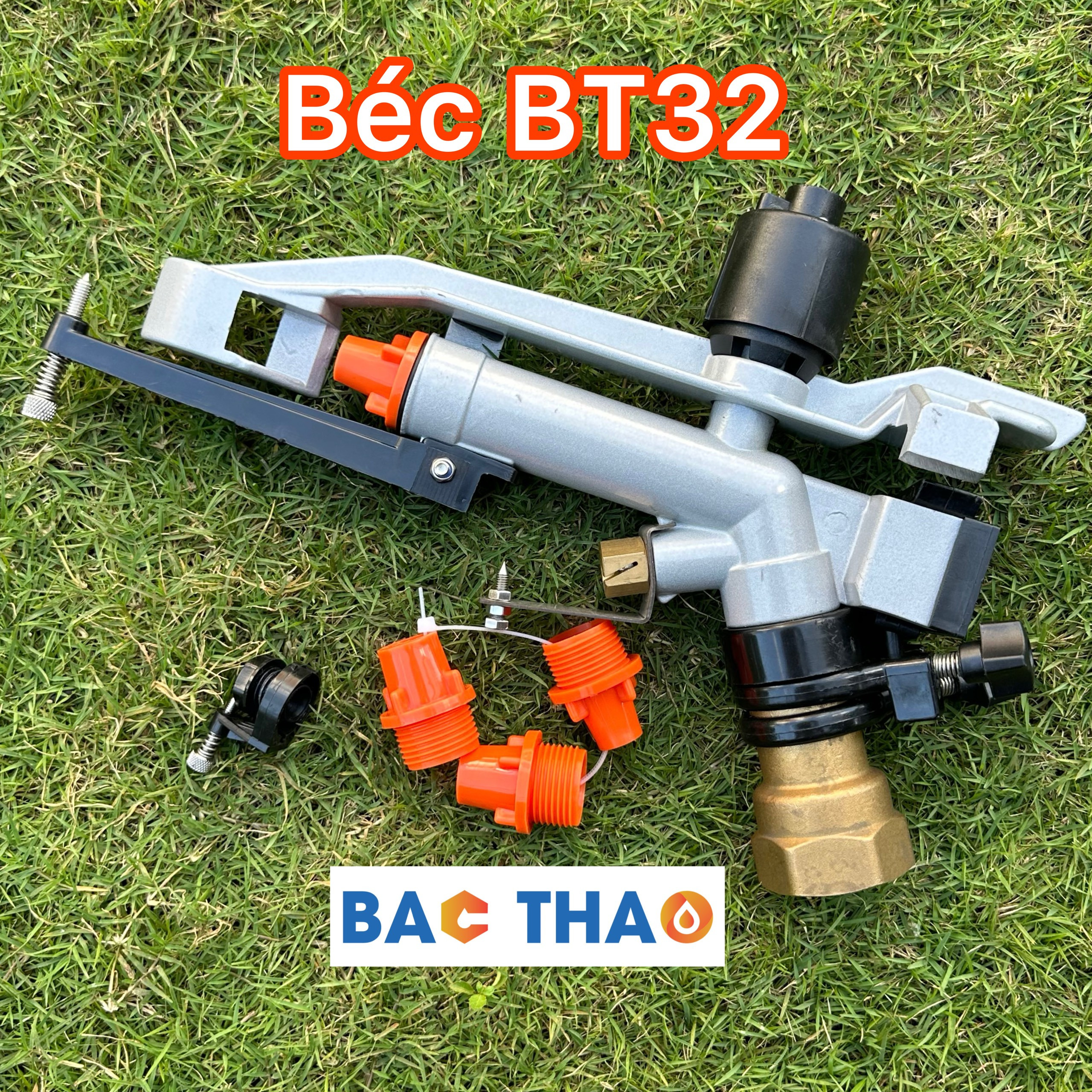 béc BT32 gắn ống ren 42 có thể điều chỉnh lưu lượng nước với họng phun đồng