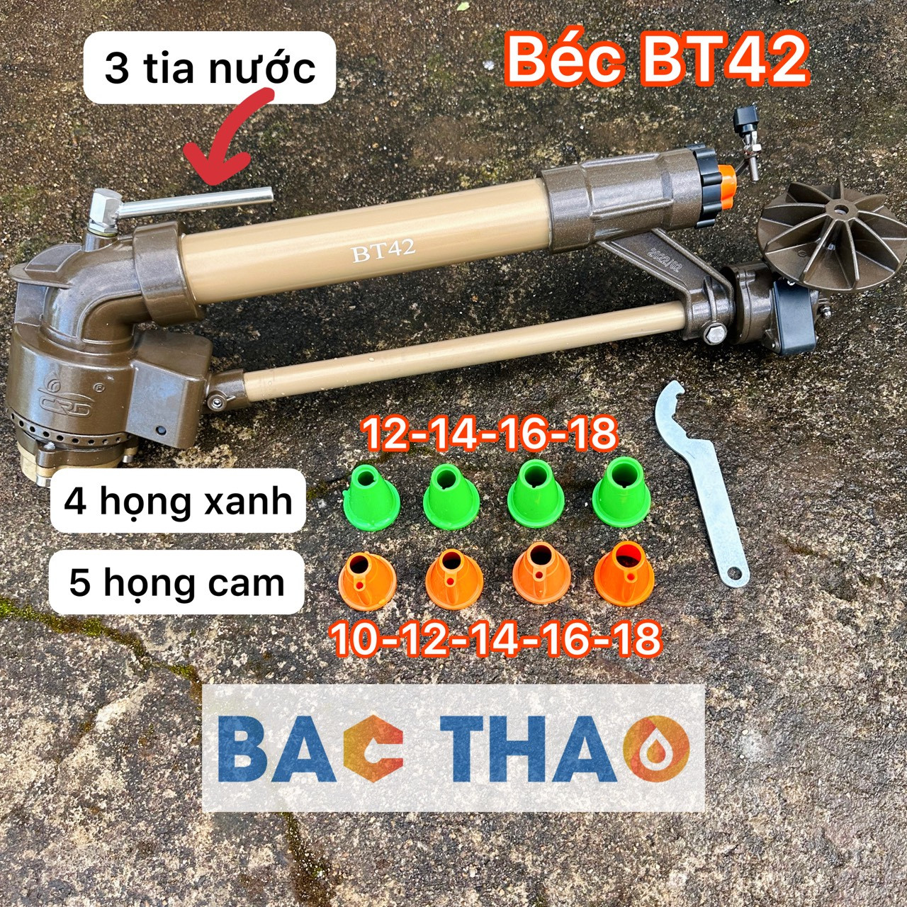 Béc BT42 béc tưới 3 tia có họng phun xanh chống tắc béc đứng béc